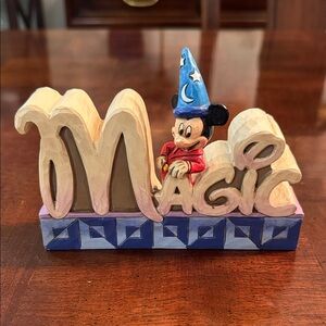 Disney Jim Shore Traditions Mickey Magic Enesco #4027141 Figurine